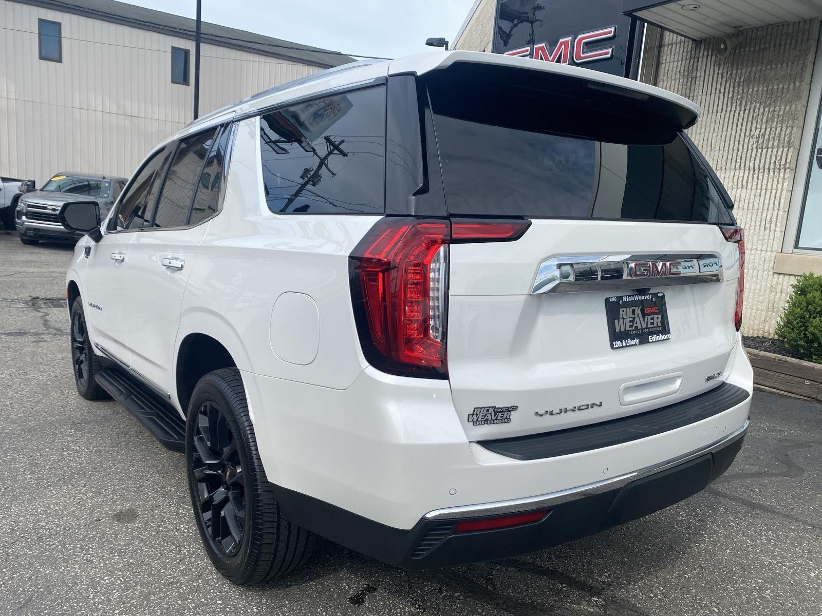 2022 GMC Yukon SLT