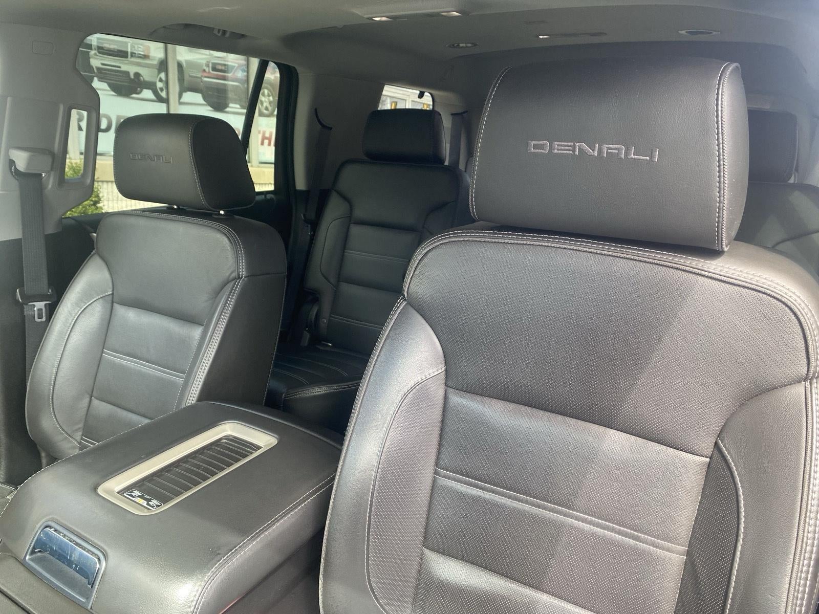 2020 GMC Yukon Denali