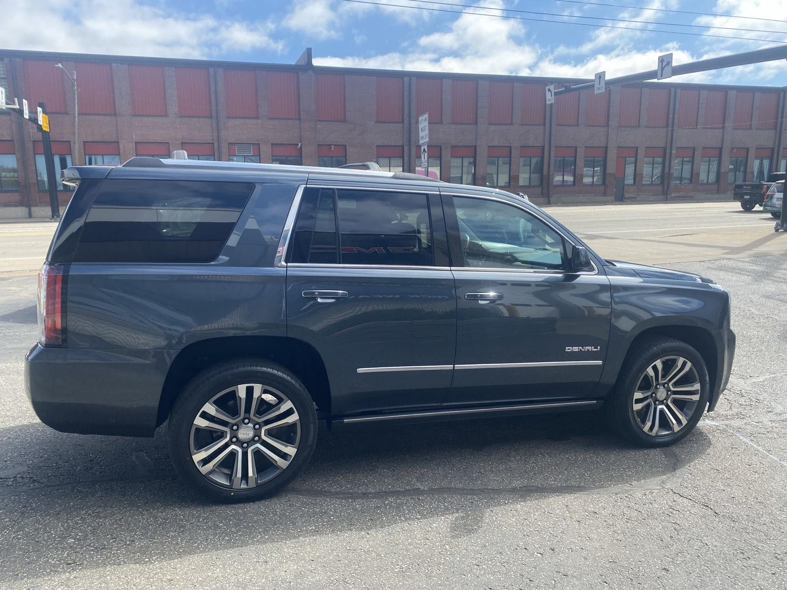 2020 GMC Yukon Denali
