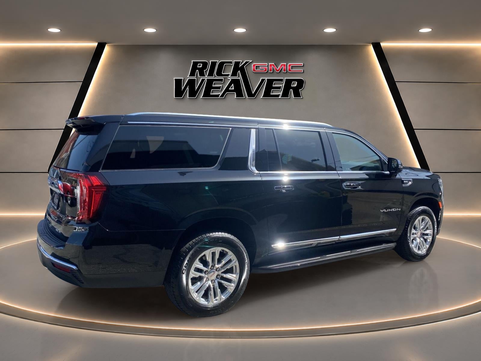 2023 GMC Yukon XL SLT