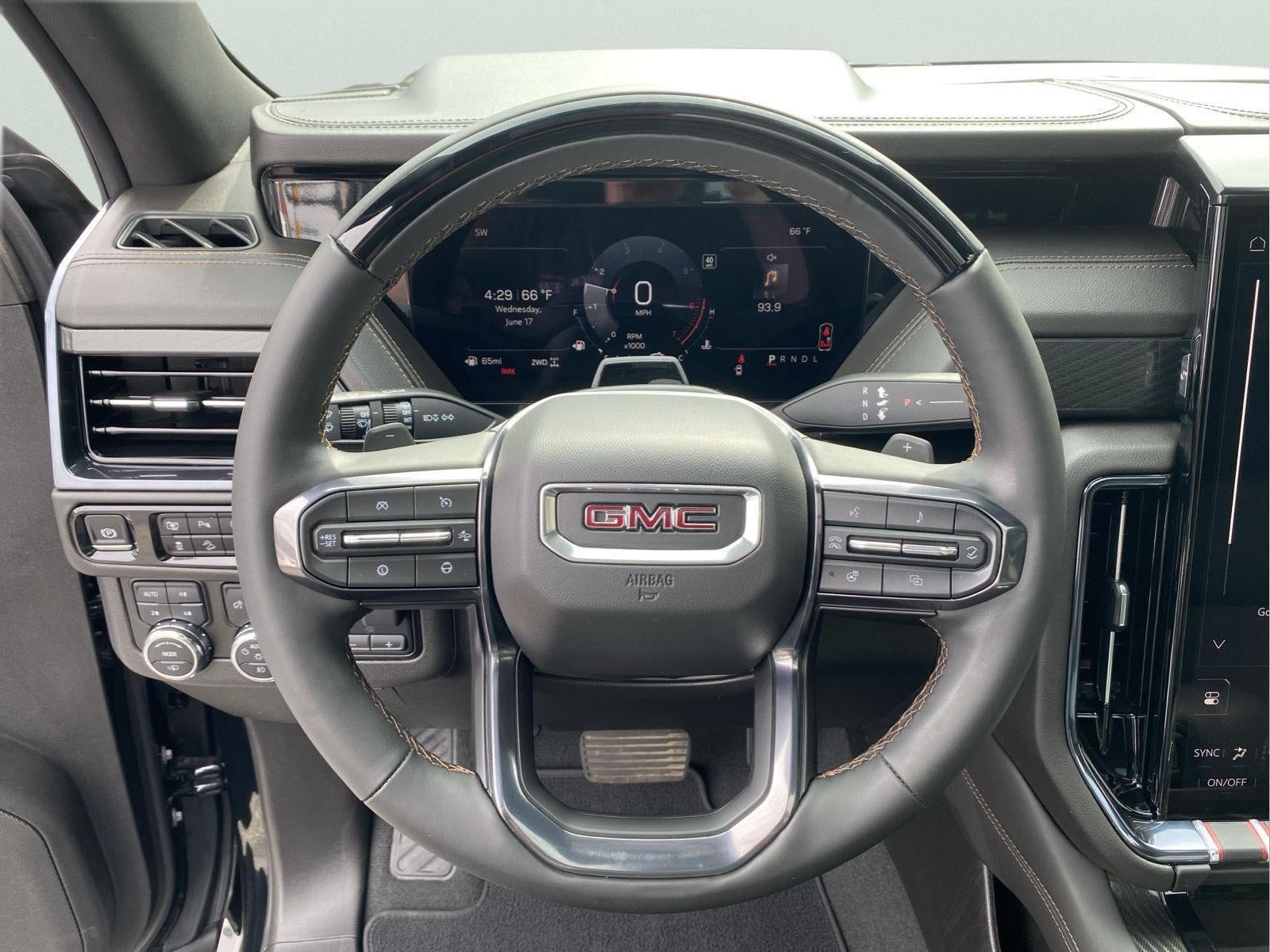 2025 GMC Yukon XL AT4