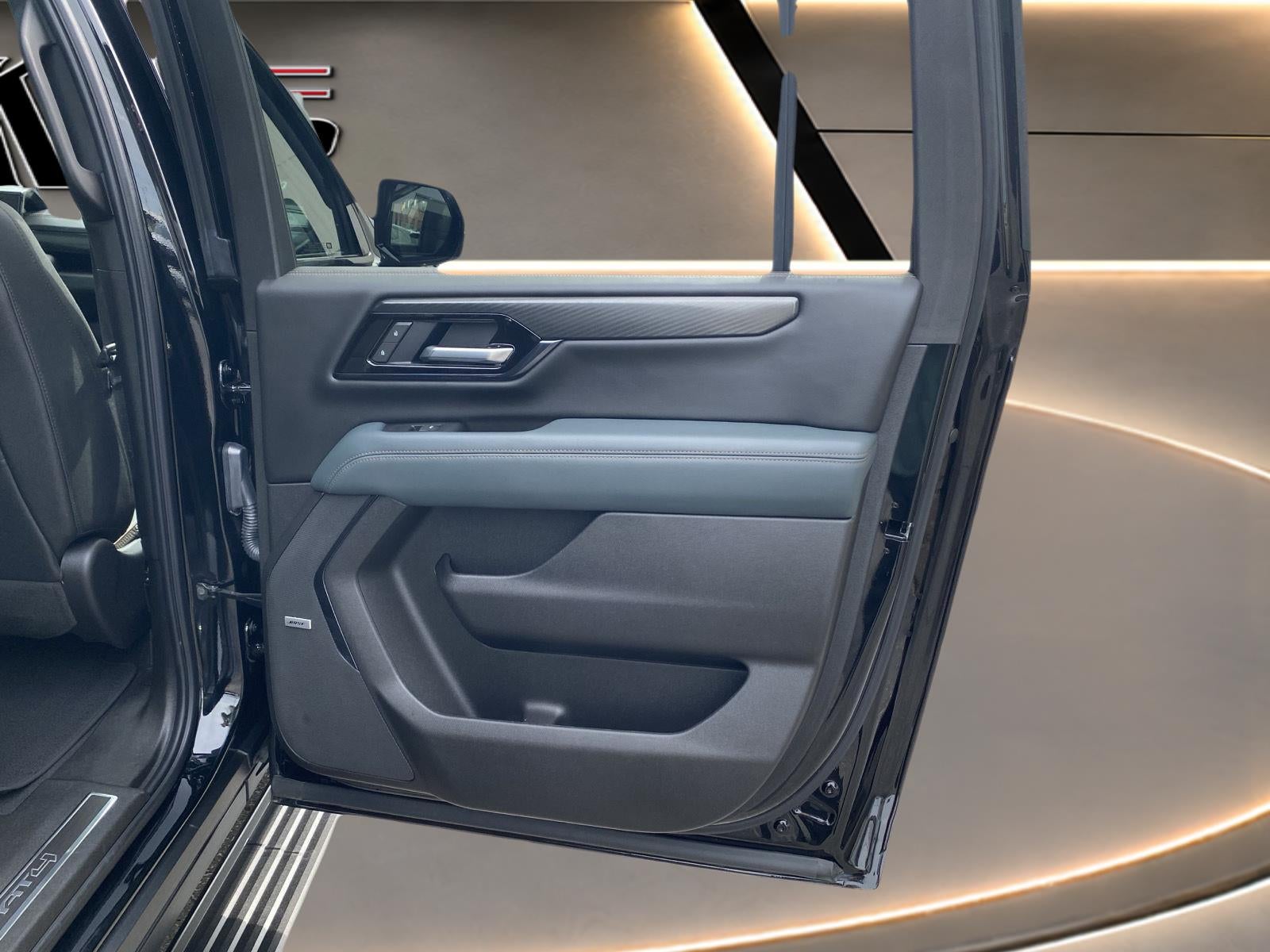 2025 GMC Yukon XL AT4