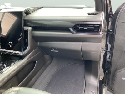 2025 GMC Yukon XL AT4