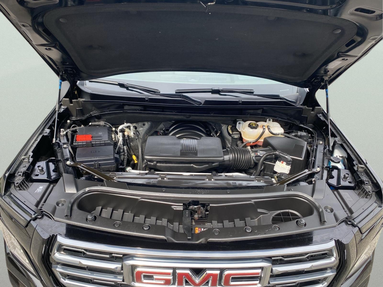 2025 GMC Yukon XL AT4