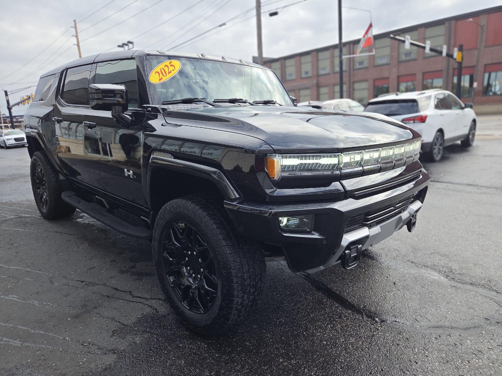 2025 GMC HUMMER EV SUV 2X