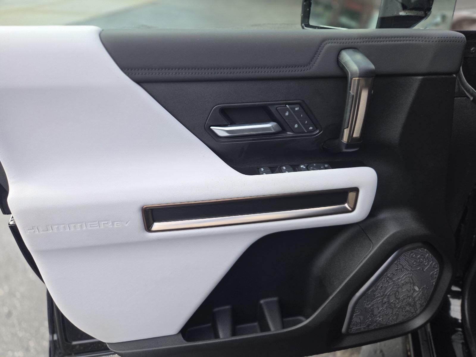 2025 GMC HUMMER EV SUV 2X