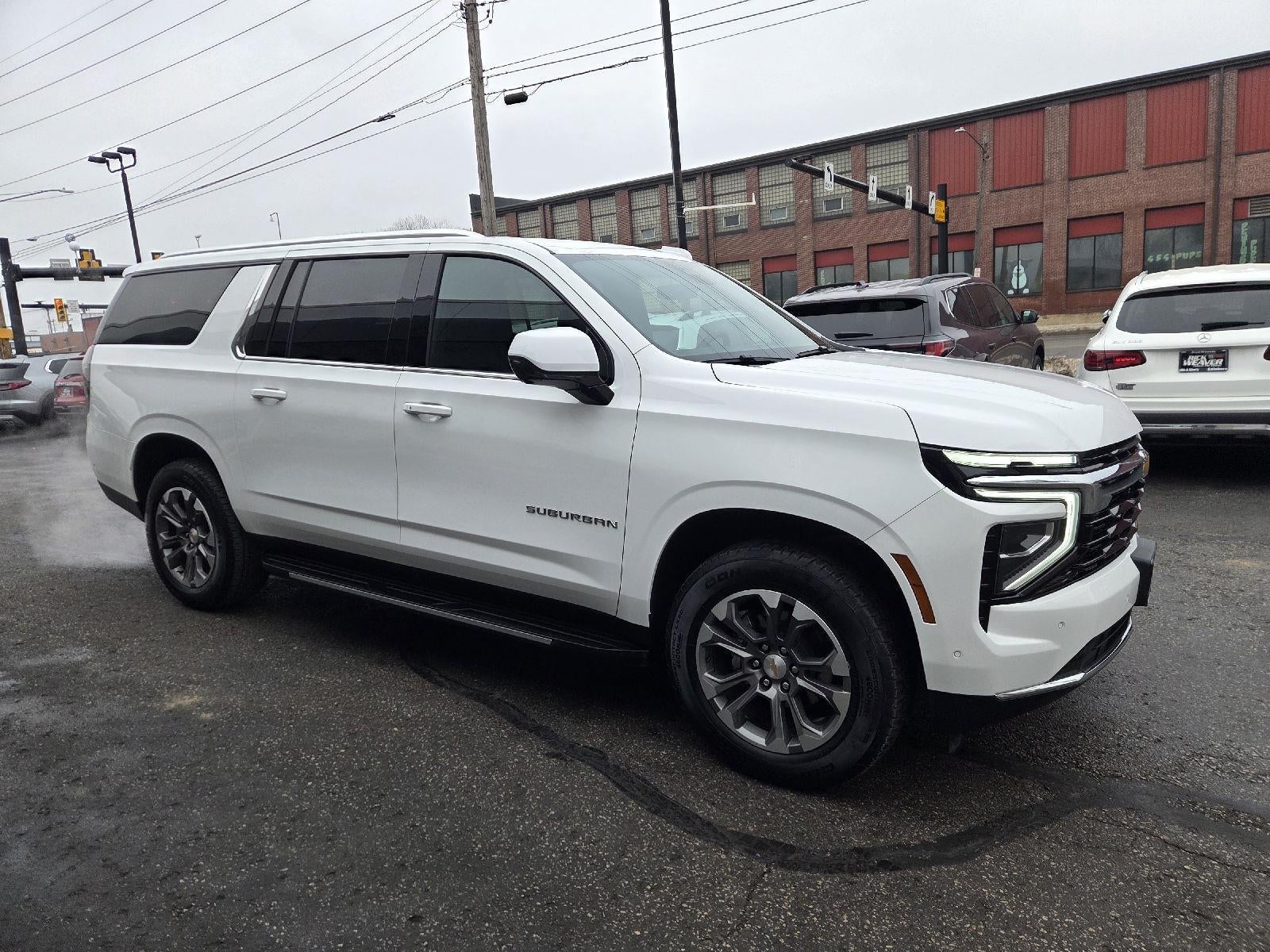 2025 Chevrolet Suburban LS