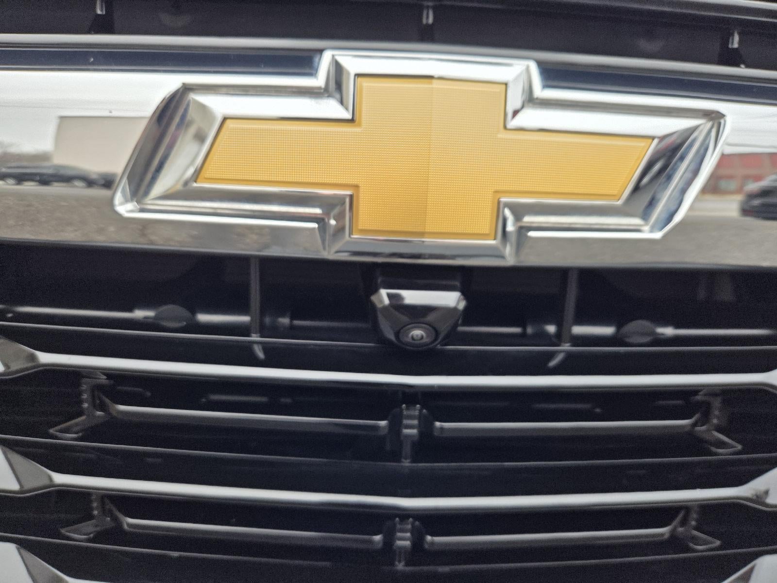 2025 Chevrolet Suburban LS