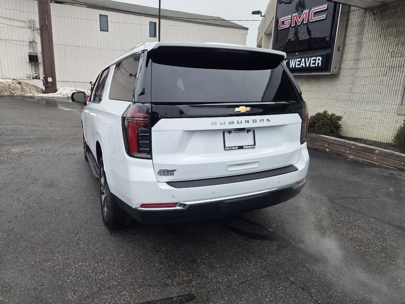2025 Chevrolet Suburban LS