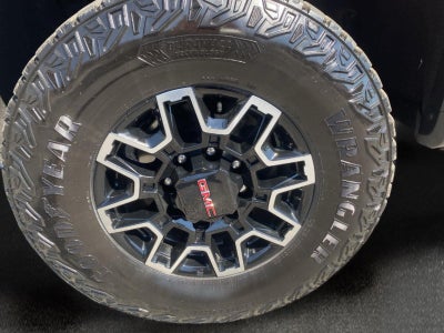 2025 GMC Sierra 2500 HD AT4X