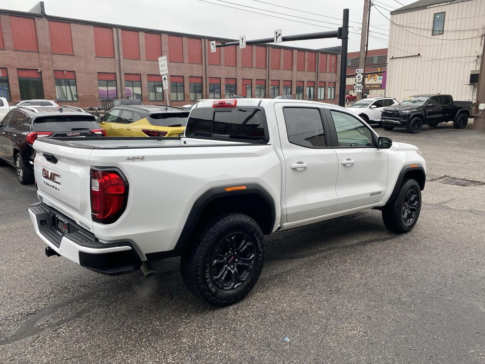 2025 GMC Canyon Elevation