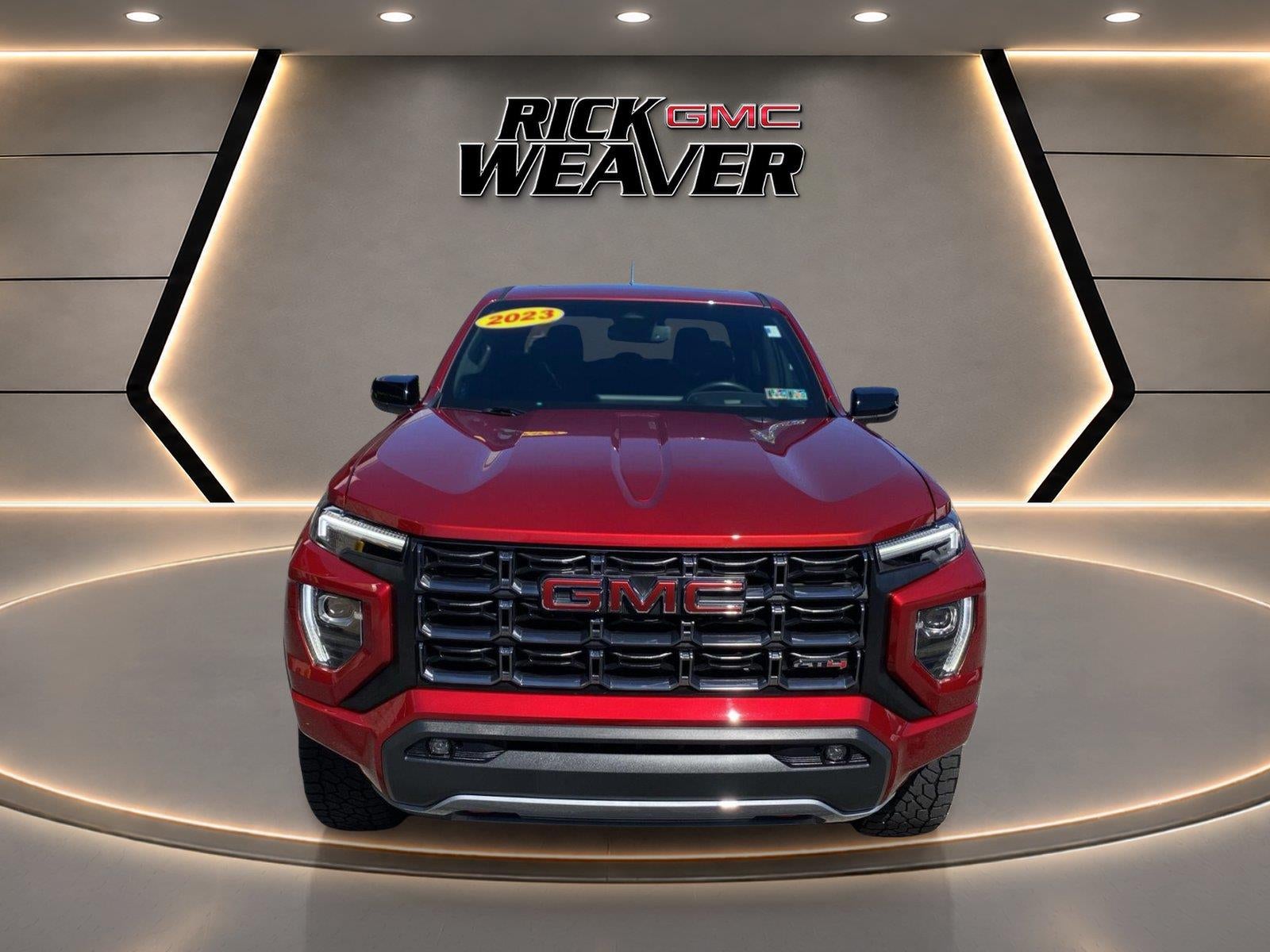 2023 GMC Canyon 4WD AT4