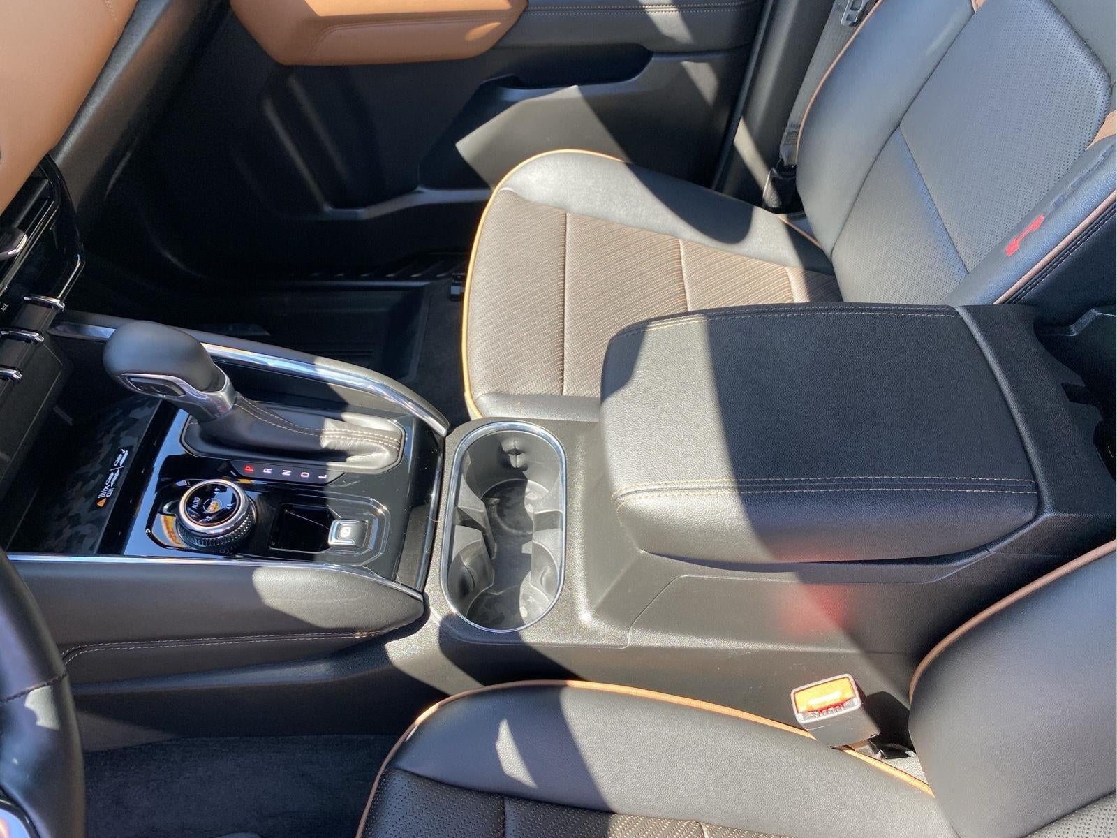 2023 GMC Canyon 4WD AT4