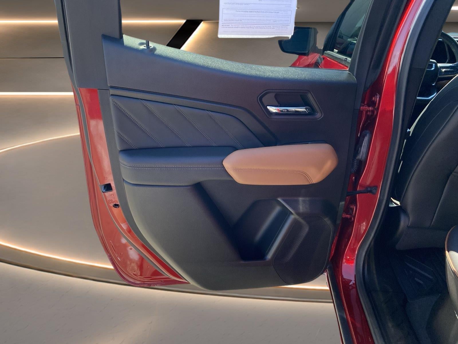 2023 GMC Canyon 4WD AT4