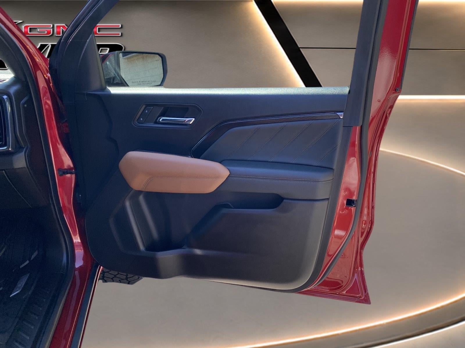2023 GMC Canyon 4WD AT4