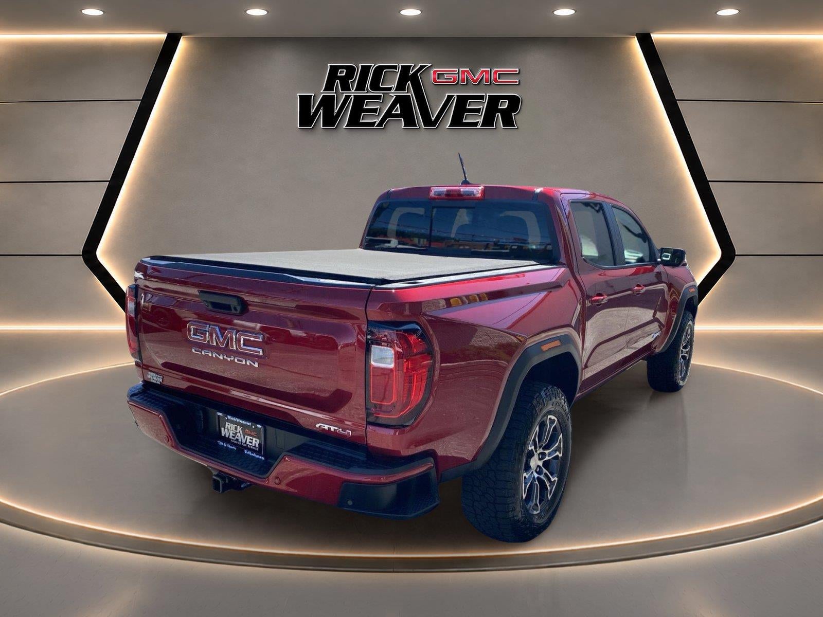 2023 GMC Canyon 4WD AT4