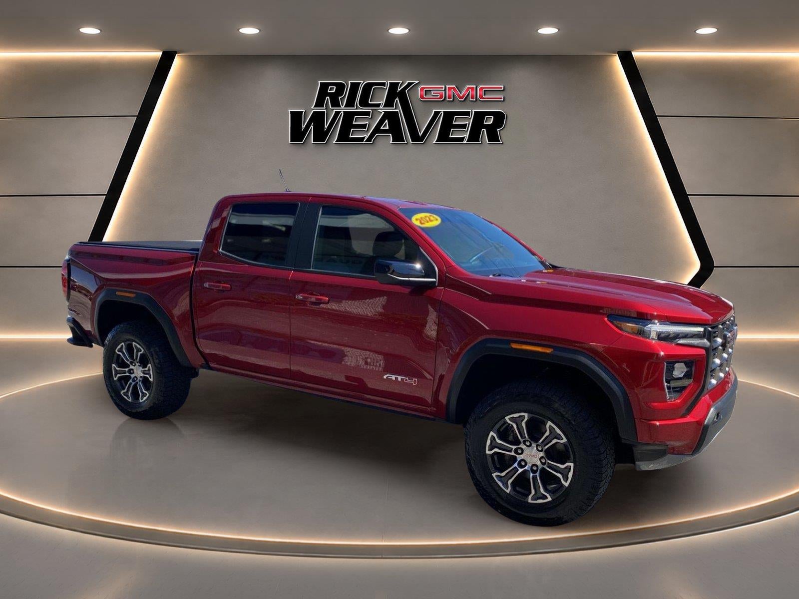 2023 GMC Canyon 4WD AT4