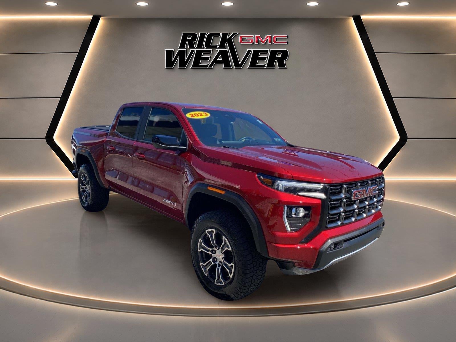 2023 GMC Canyon 4WD AT4