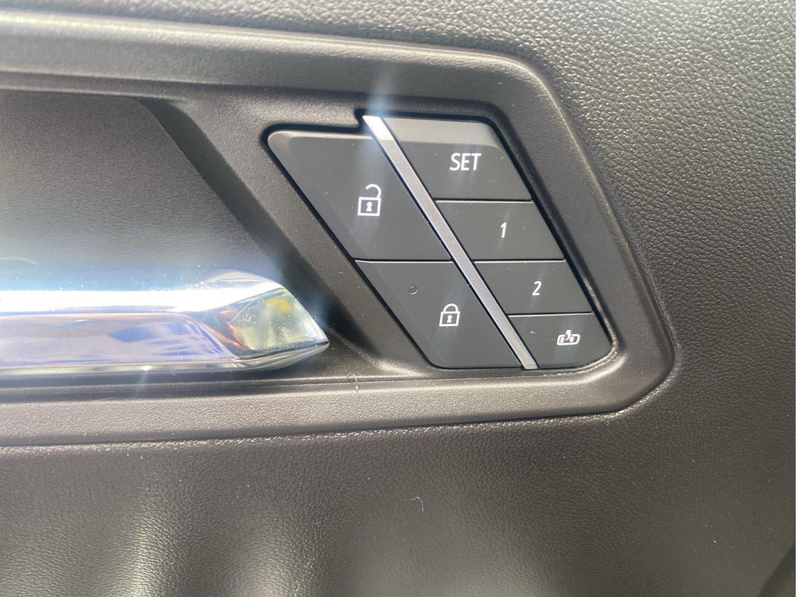 2023 GMC Canyon Denali