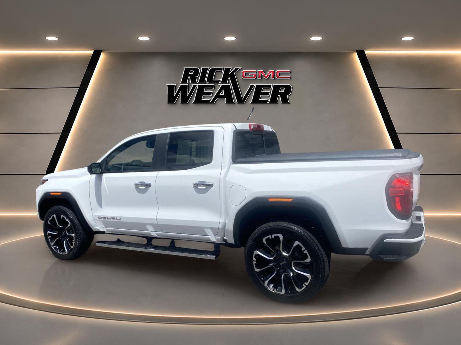2023 GMC Canyon Denali