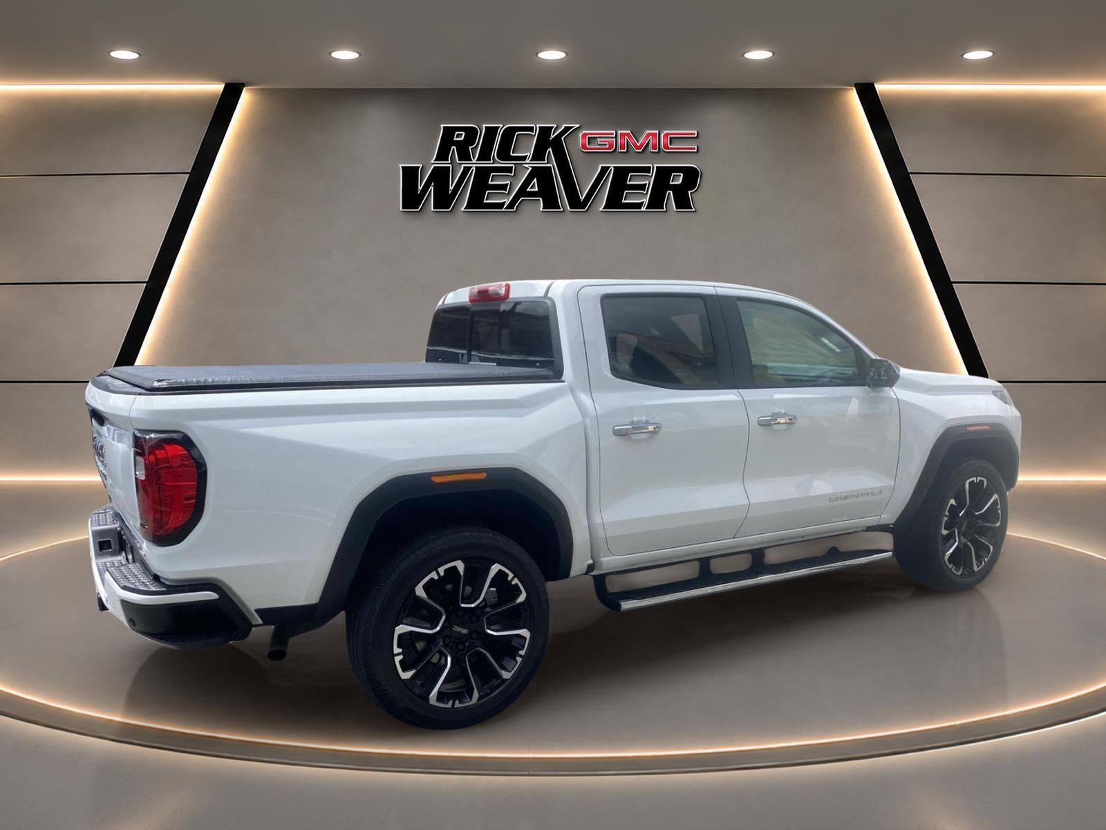 2023 GMC Canyon Denali