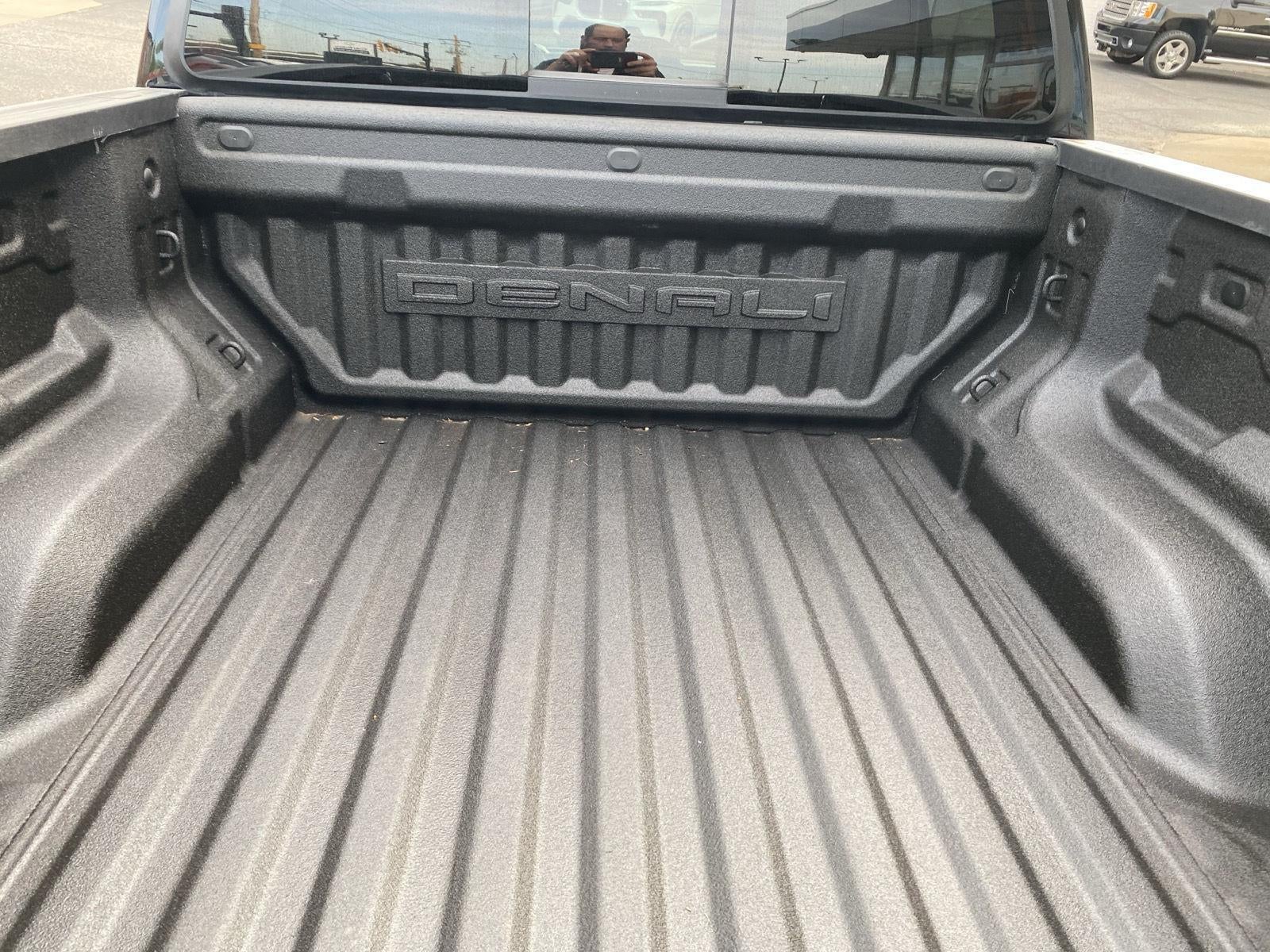 2023 GMC Canyon Denali