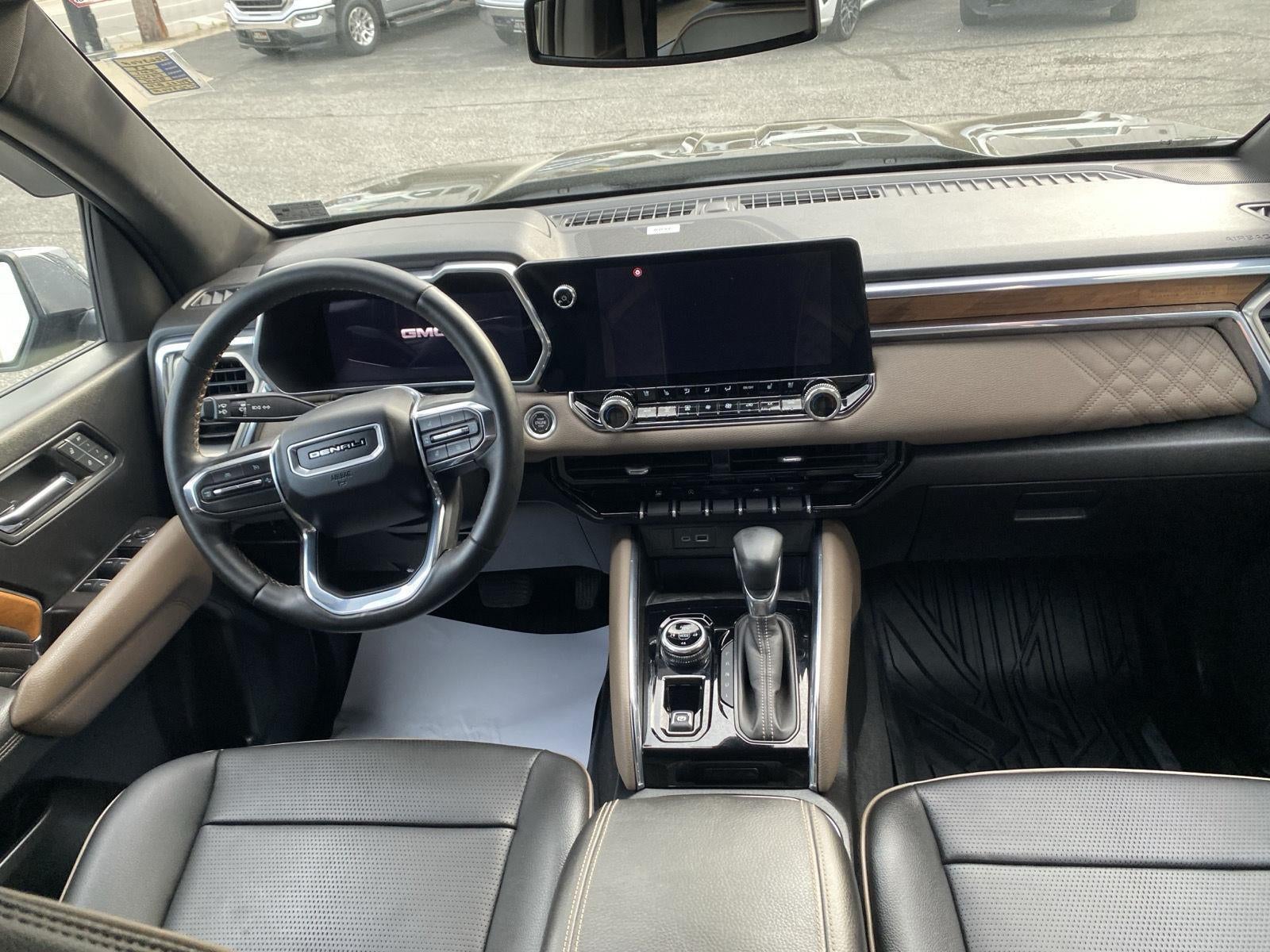 2023 GMC Canyon Denali