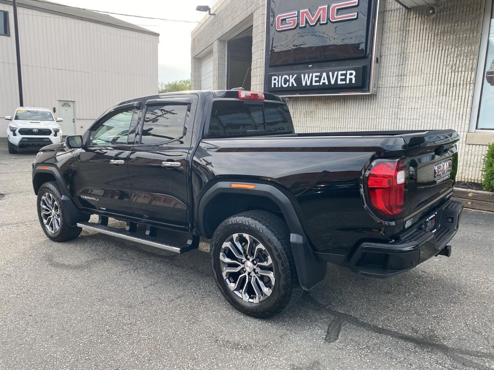 2023 GMC Canyon Denali