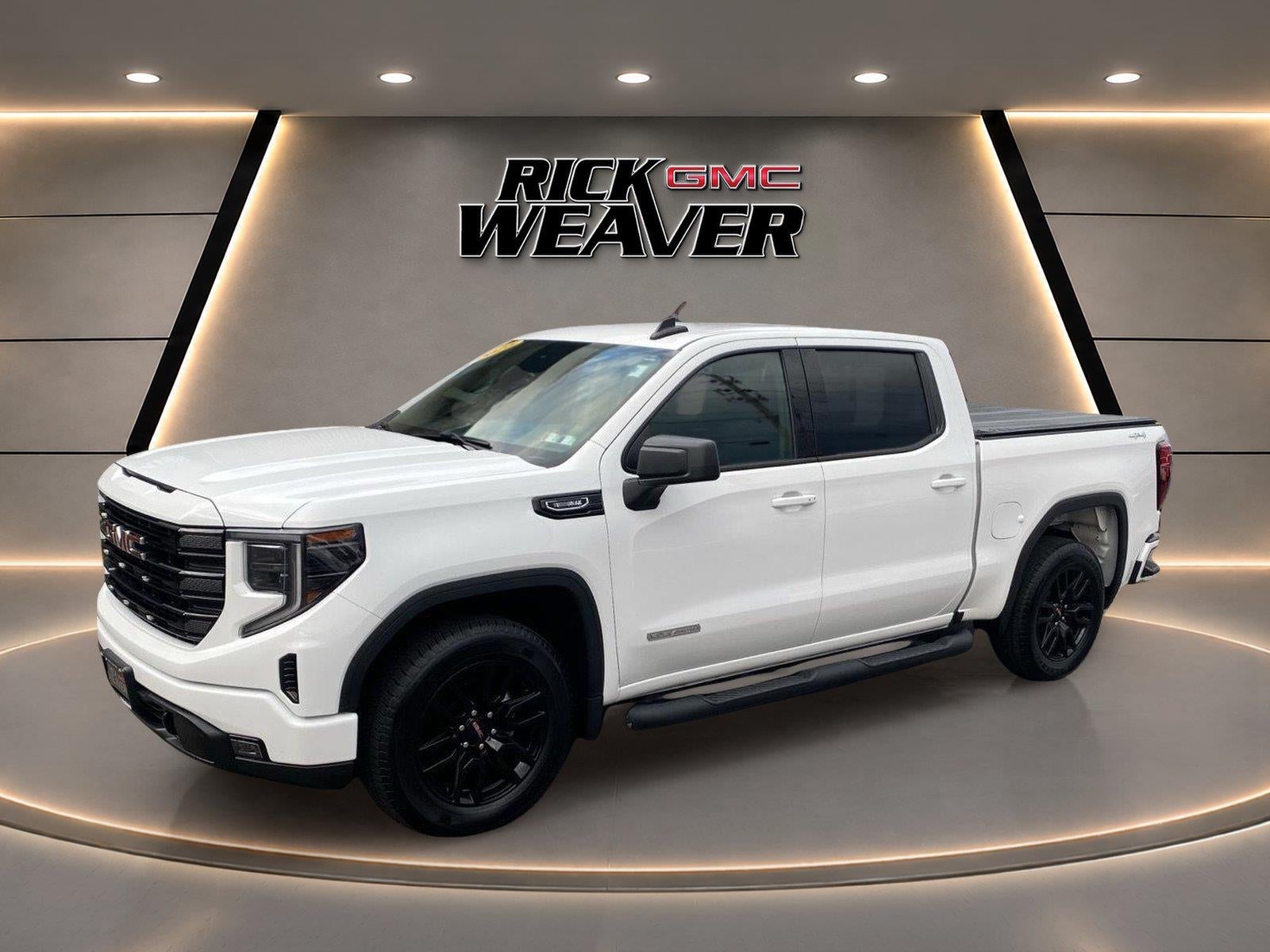2025 GMC Sierra 1500 Elevation