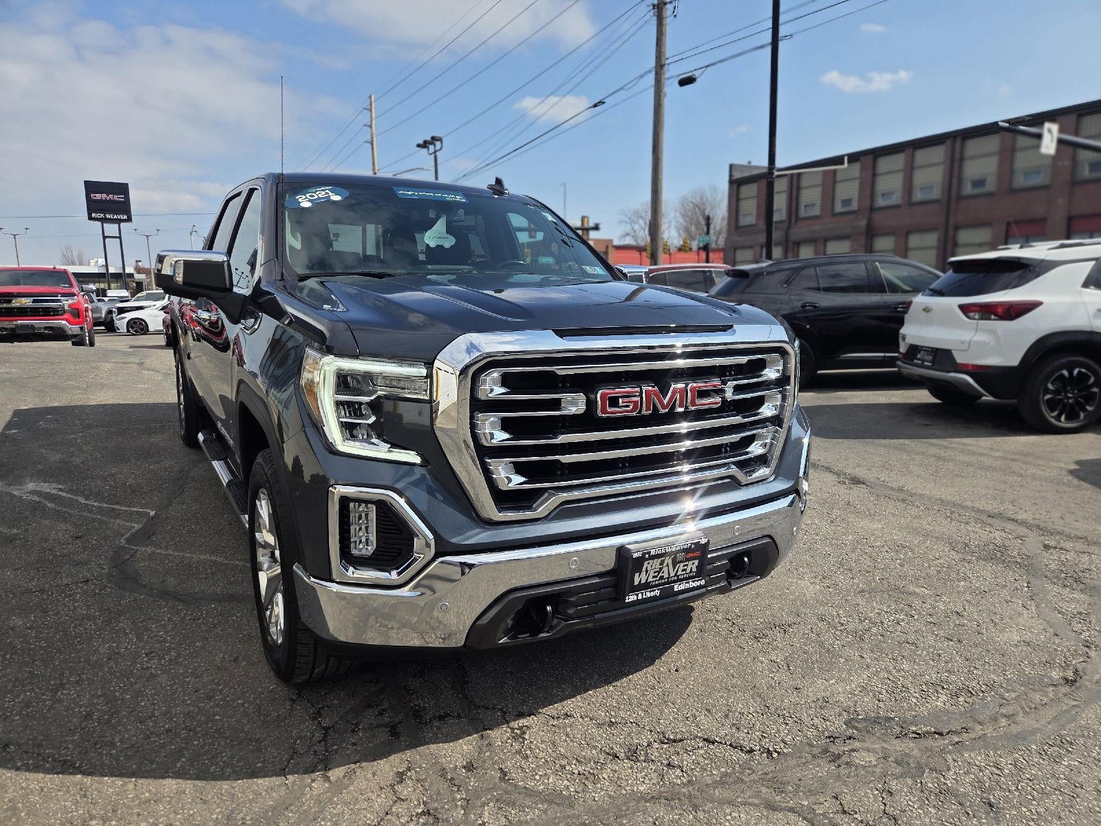 2021 GMC Sierra 1500 SLT