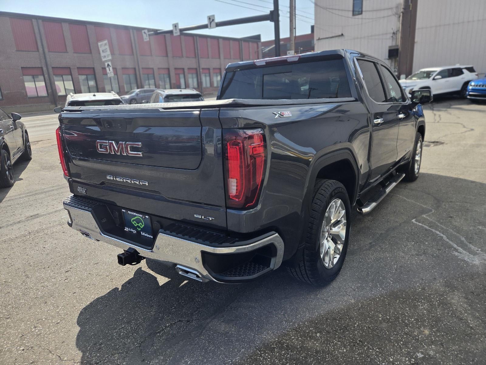 2021 GMC Sierra 1500 SLT