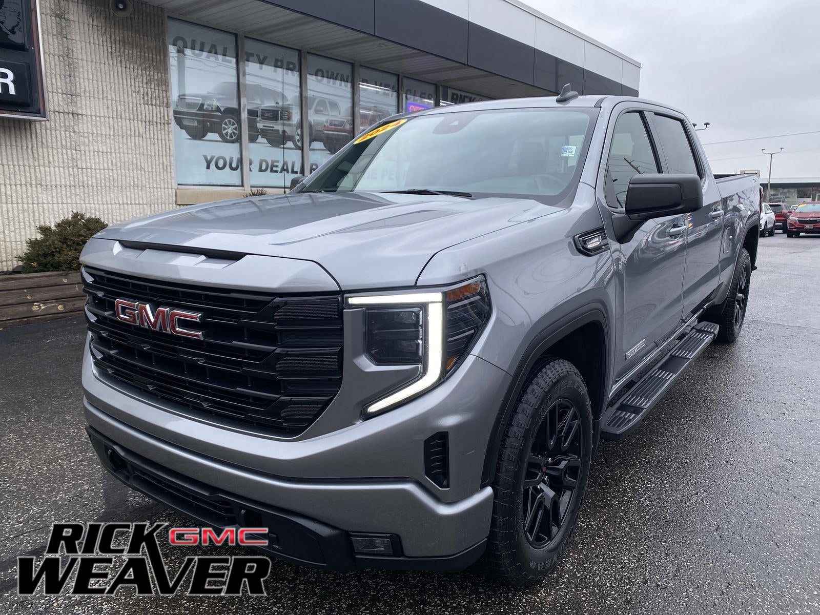 2024 GMC Sierra 1500 Elevation