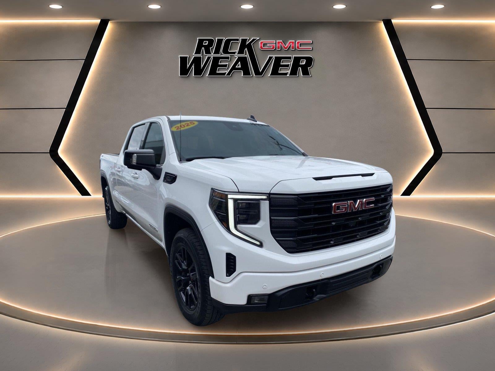 2025 GMC Sierra 1500 Elevation