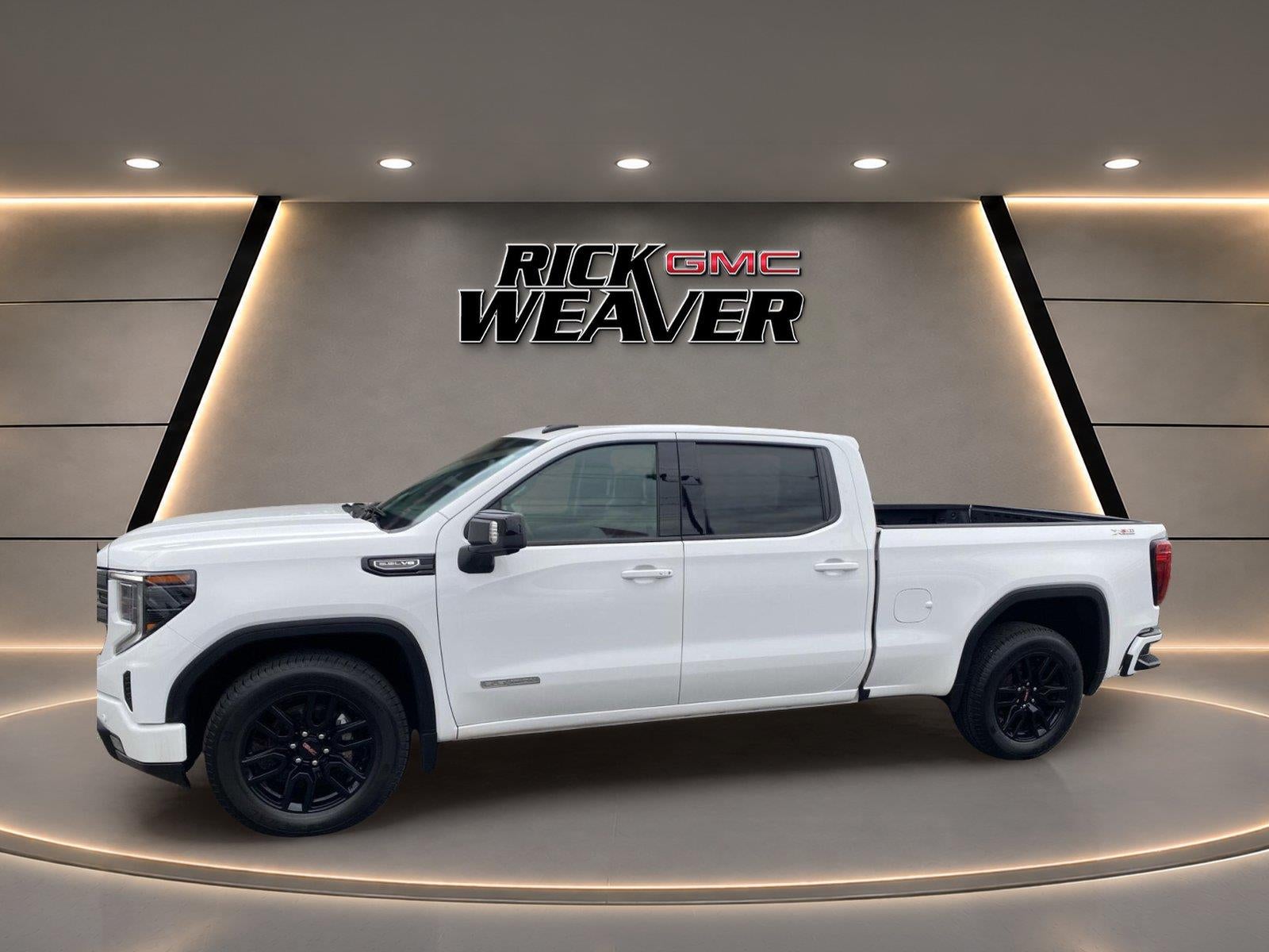 2025 GMC Sierra 1500 Elevation