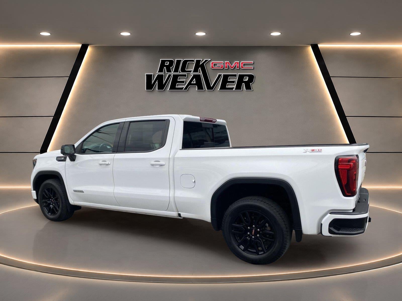 2025 GMC Sierra 1500 Elevation