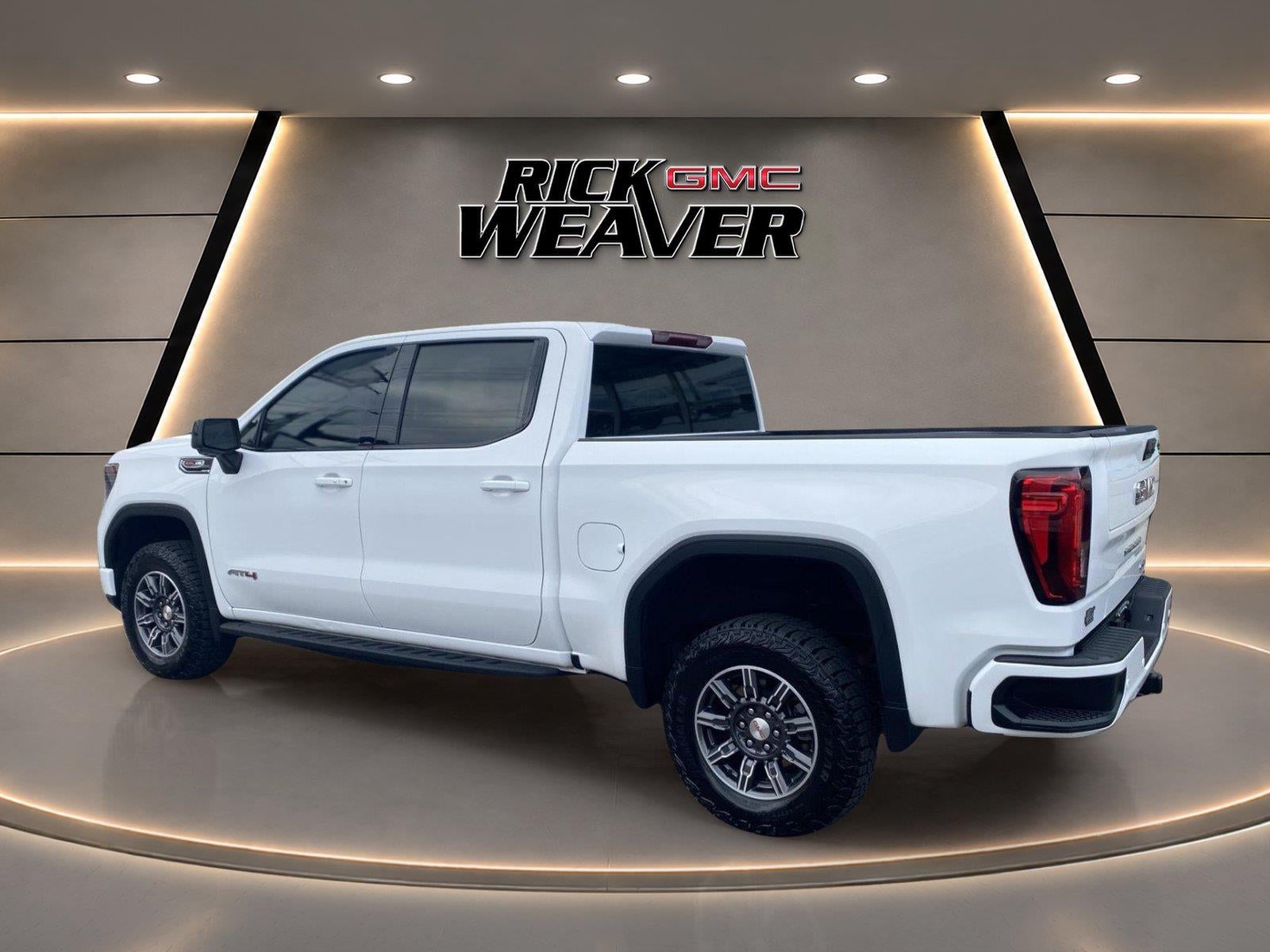 2025 GMC Sierra 1500 AT4