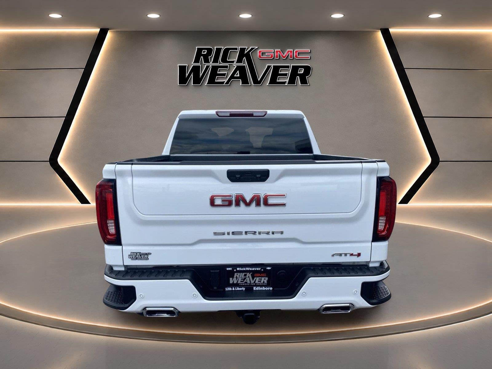 2025 GMC Sierra 1500 AT4