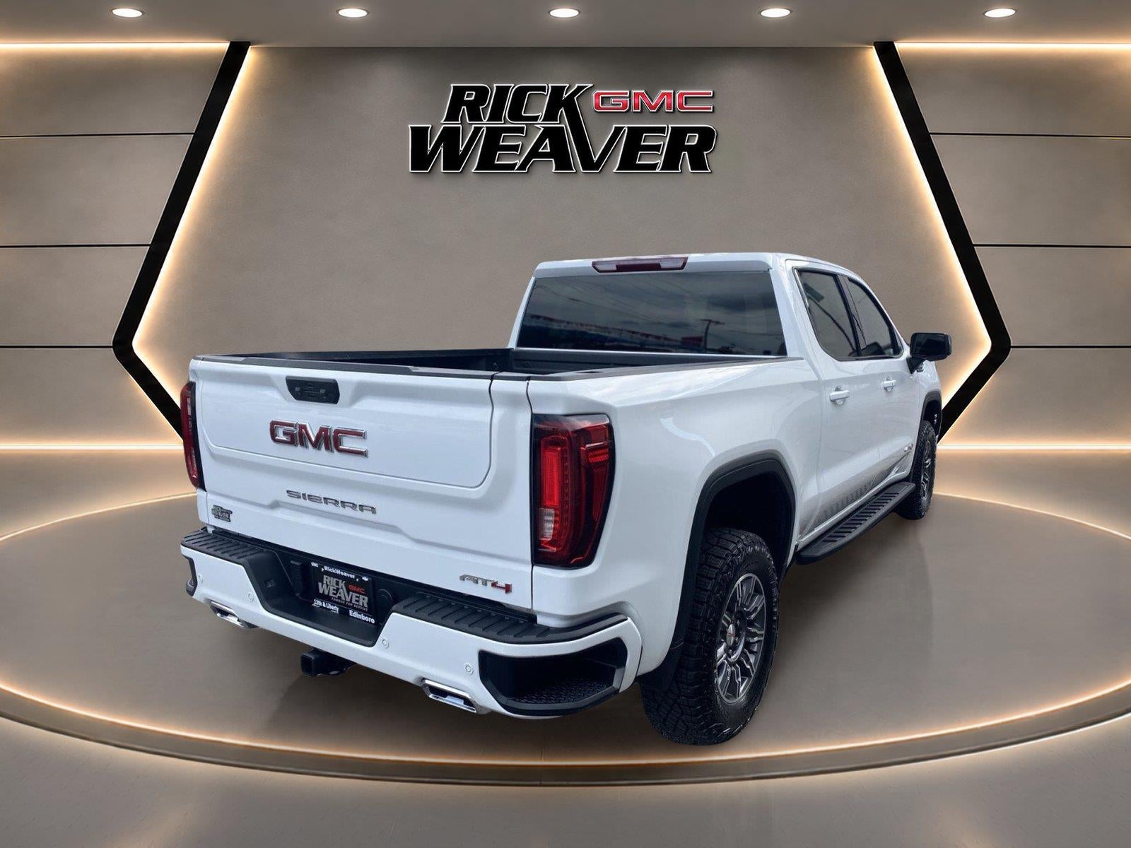2025 GMC Sierra 1500 AT4