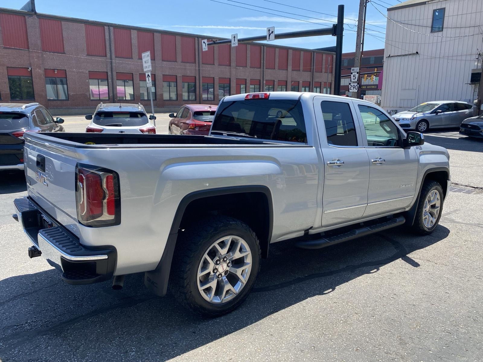 2018 GMC Sierra 1500 SLT