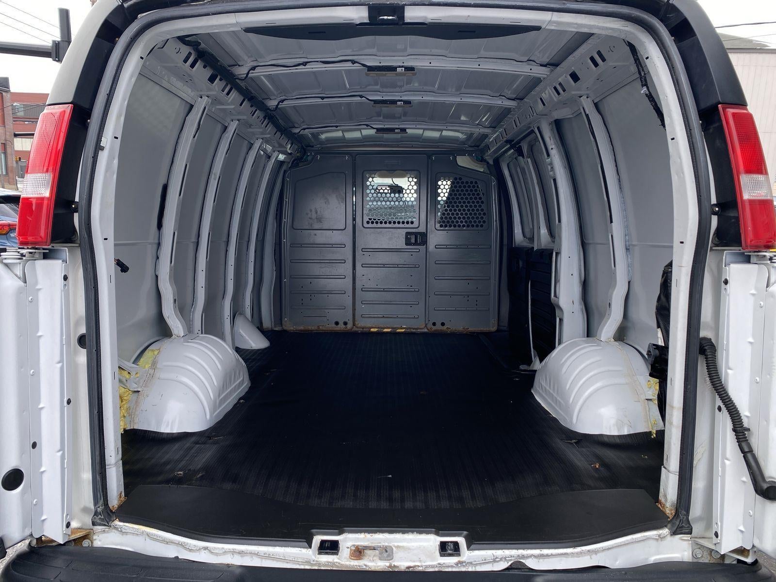 2019 GMC Savana Cargo 2500 Work Van