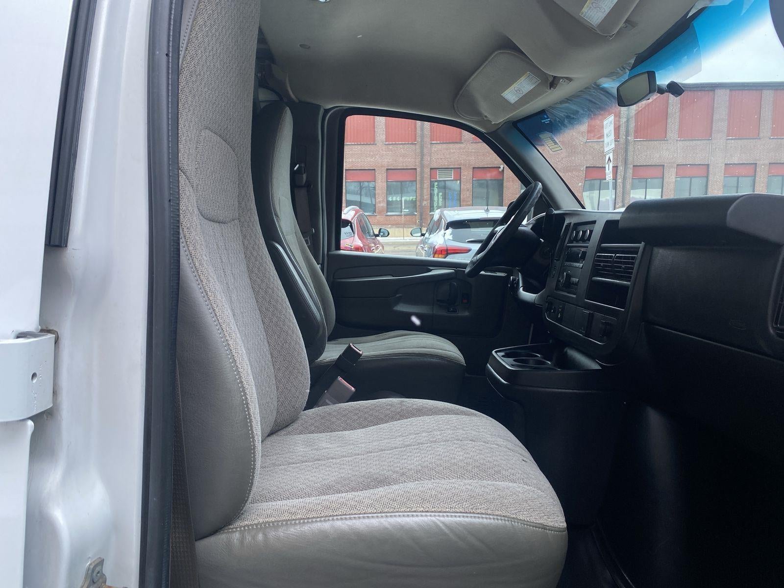 2015 GMC Savana Cargo 2500 Work Van