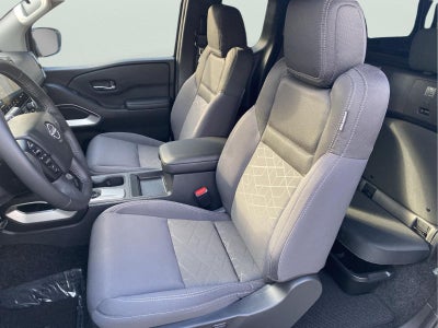2025 Nissan Frontier King Cab SV 4x4