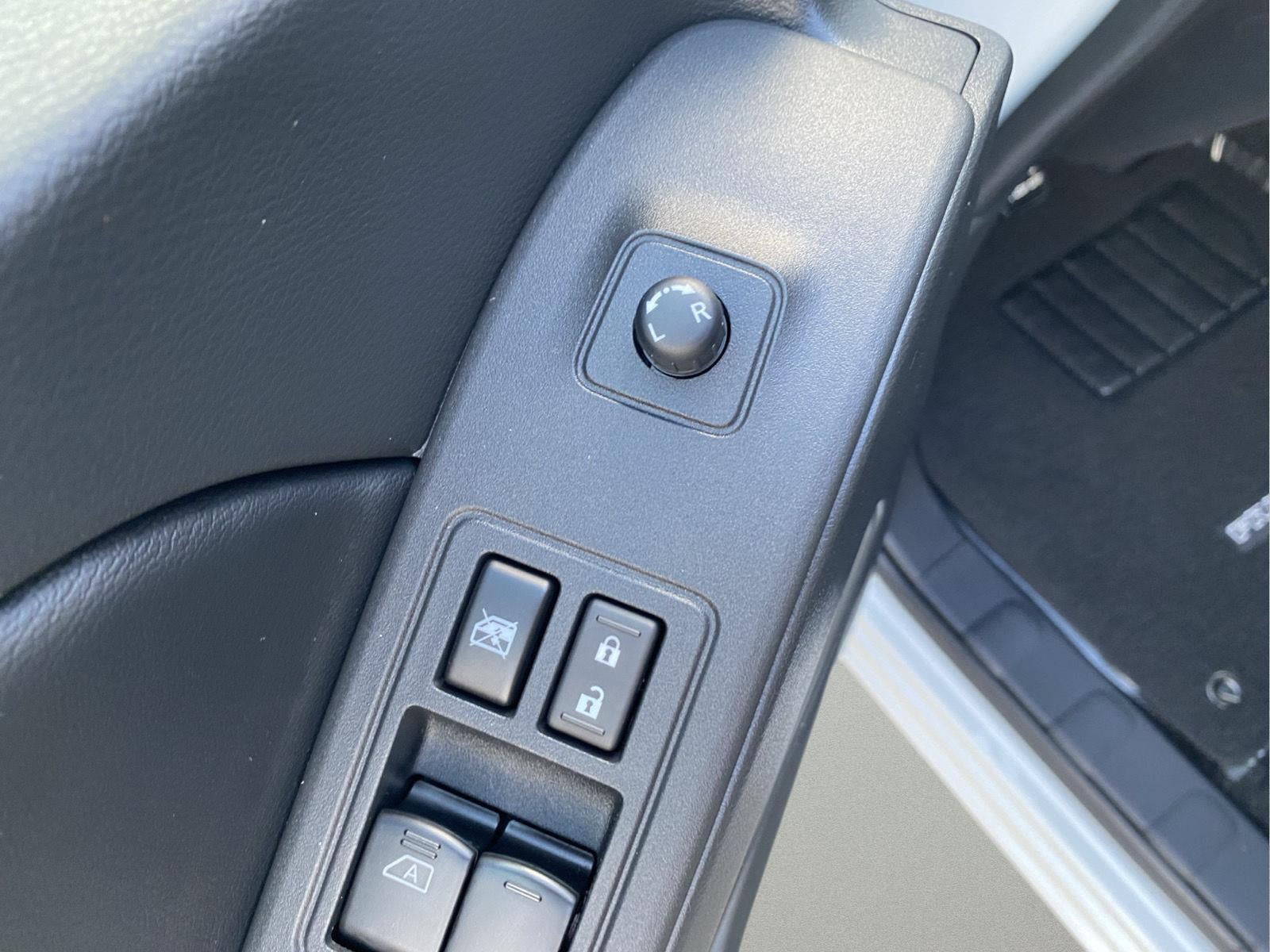 2025 Nissan Frontier King Cab SV 4x4
