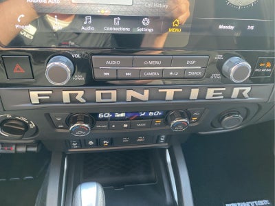 2025 Nissan Frontier King Cab SV 4x4