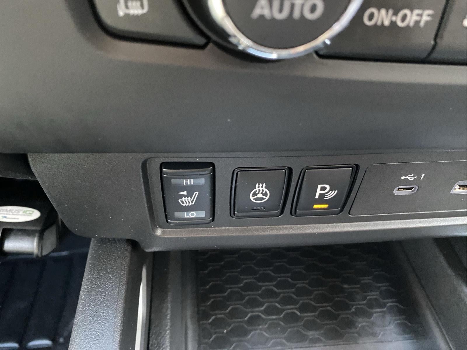 2025 Nissan Frontier King Cab SV 4x4