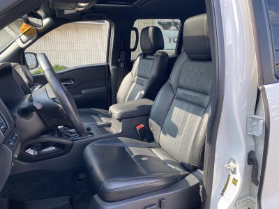 2022 Nissan Frontier Crew Cab PRO-4X 4x4