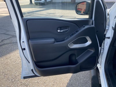 2022 Nissan Frontier Crew Cab PRO-4X 4x4