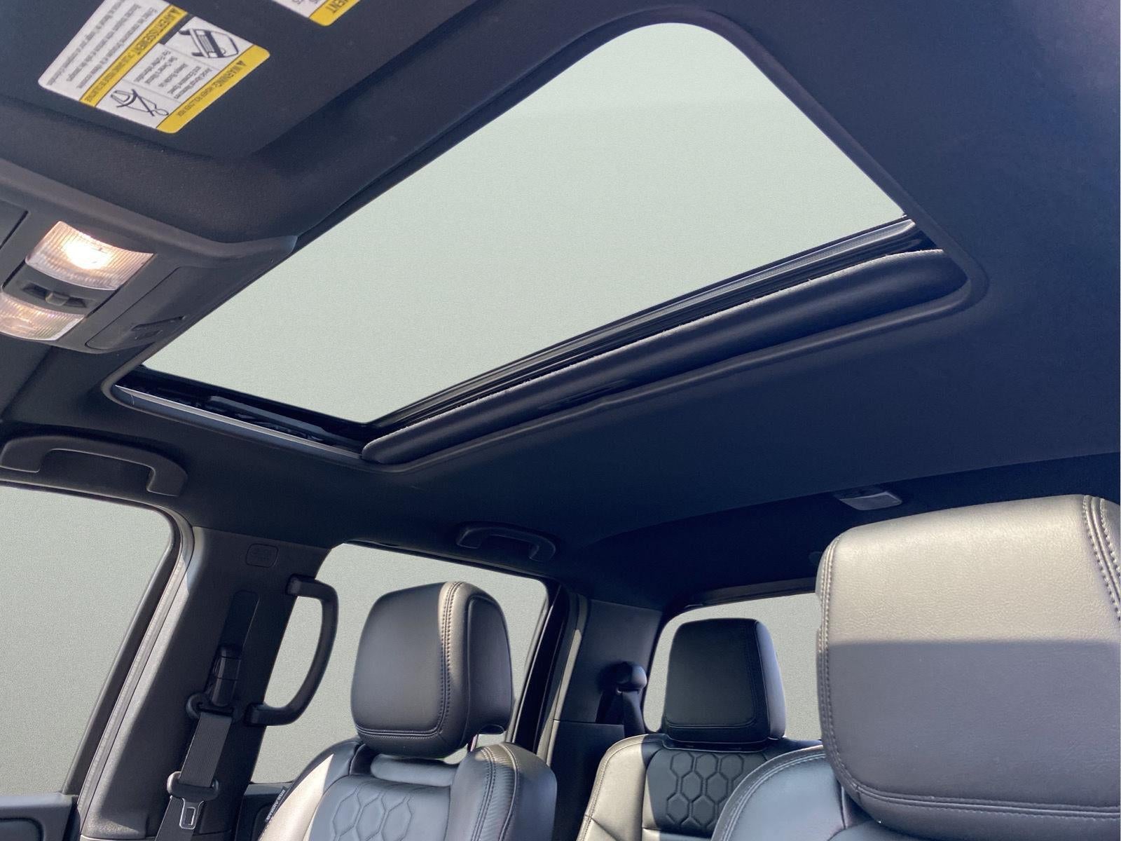 2022 Nissan Frontier Crew Cab PRO-4X 4x4