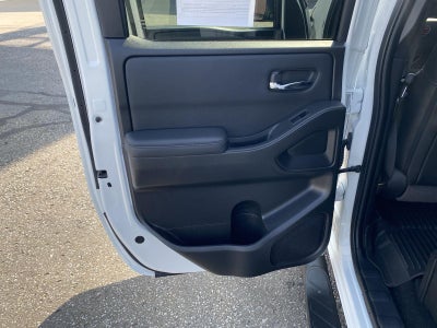 2022 Nissan Frontier Crew Cab PRO-4X 4x4