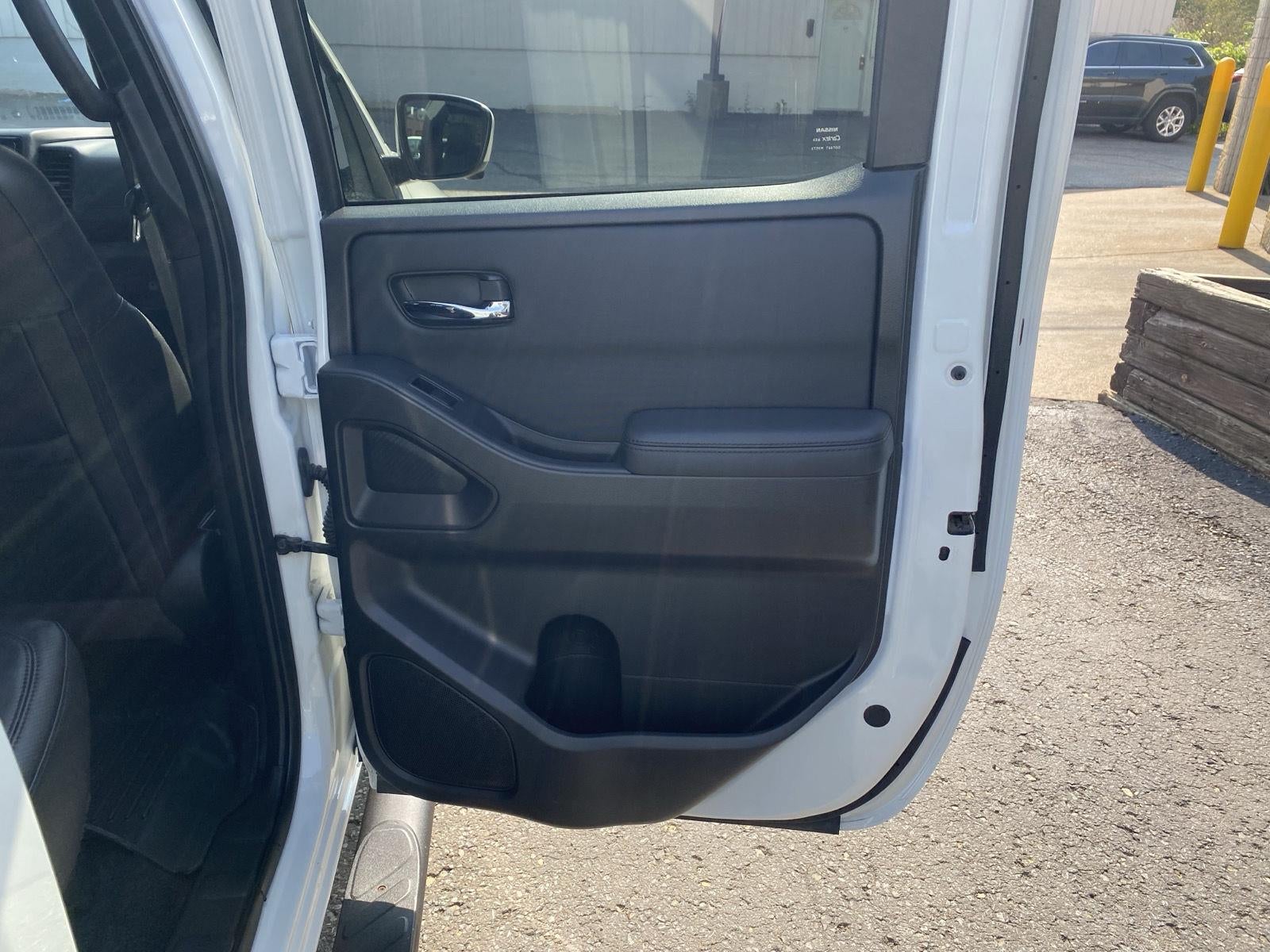 2022 Nissan Frontier Crew Cab PRO-4X 4x4